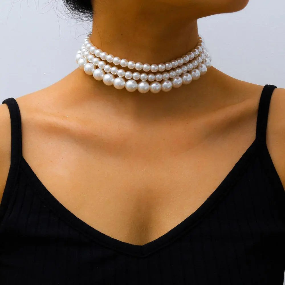 Choker z imitacji pereł