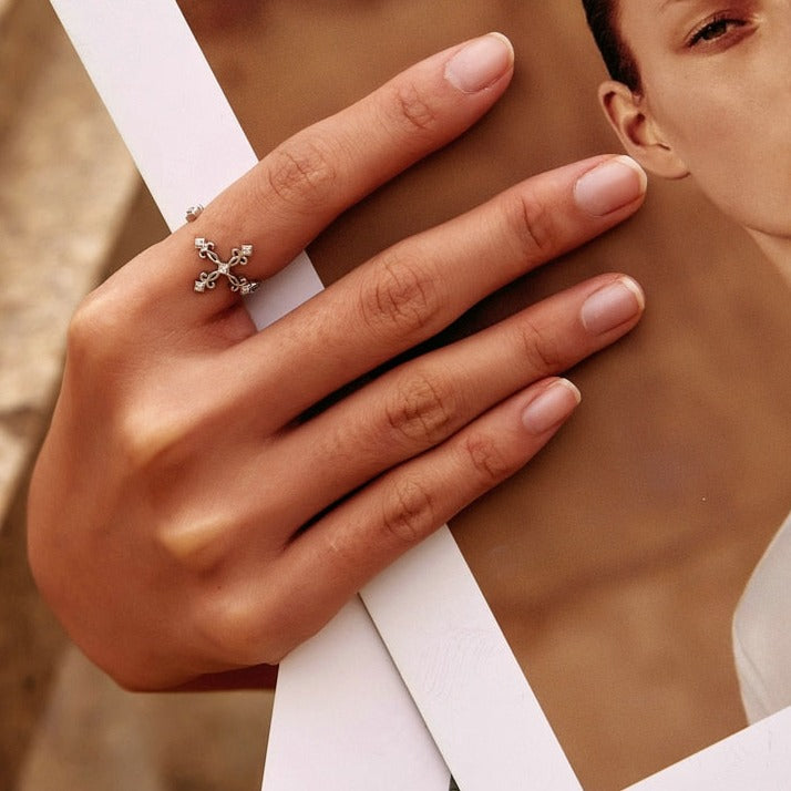 Pierścionek otwarty - Krzyżyk