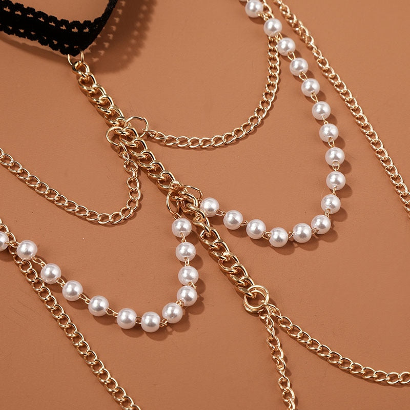 Łańcuszek na udo z imitacją pereł