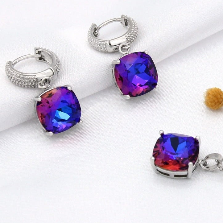 Komplet biżuterii z kryształem