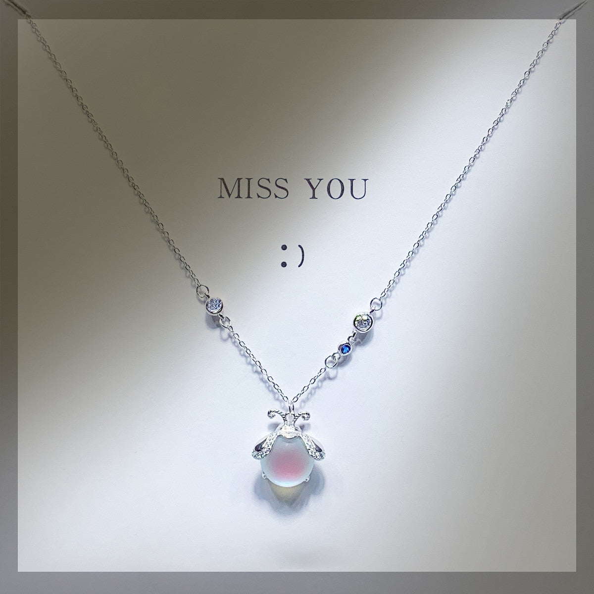 |200001034:361180#Firefly Necklace;200000783:201447504