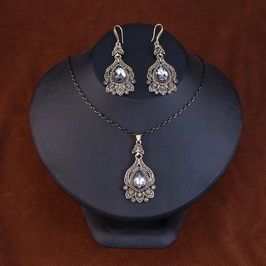 Komplet w stylu vintage