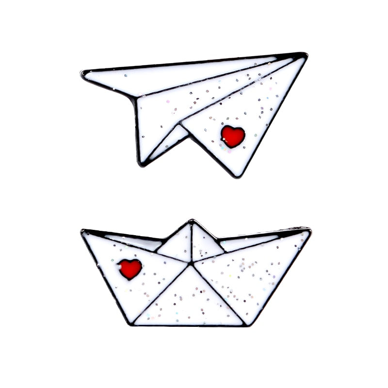 Przypinki - papierowy samolot i łódka