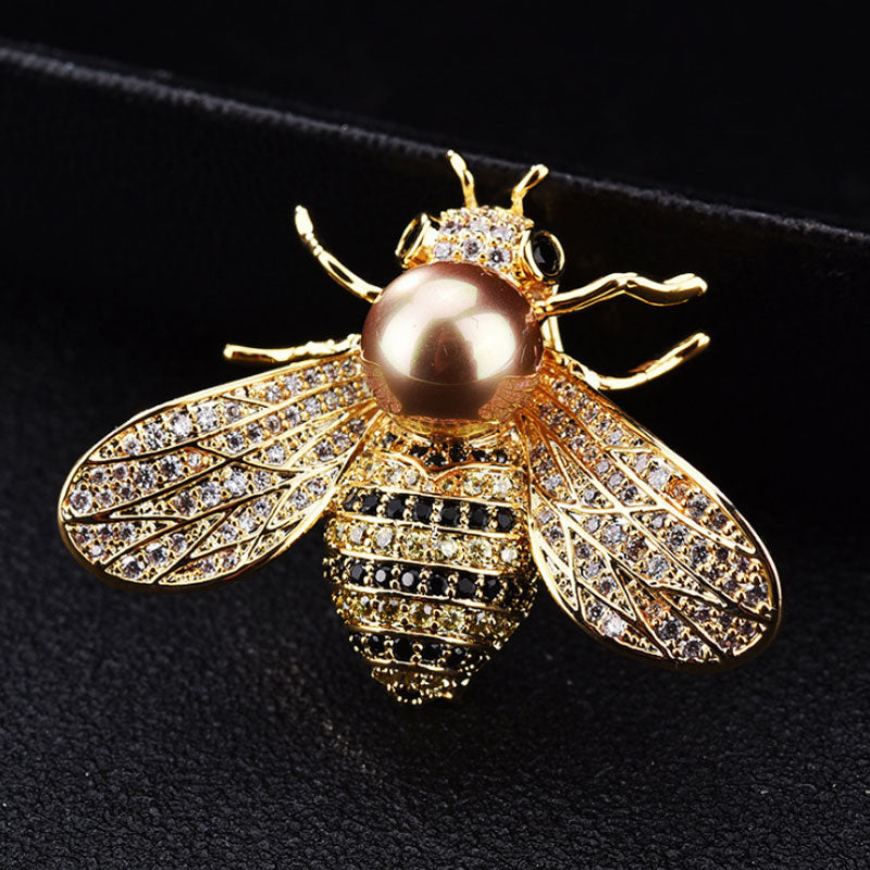 Broszka z imitacją perły - pszczółka